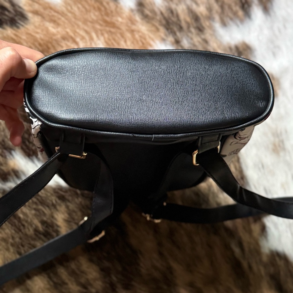 Mickey Mouse Mini Backpack Disney Disneyland - image 4